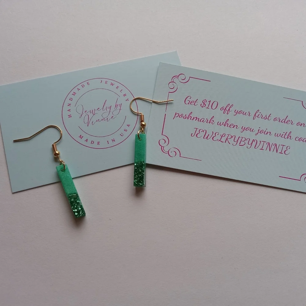 Hand Crafted Green Earrings - Picture 5 of 6